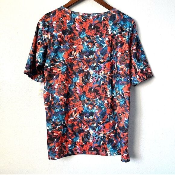 NEW LulaRoe Gigi Top Size 2XL - Picture 3 of 6